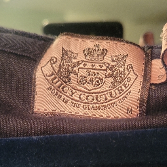 Juicy Couture Navy and Tan Logo Detail - Picture 2 of 3